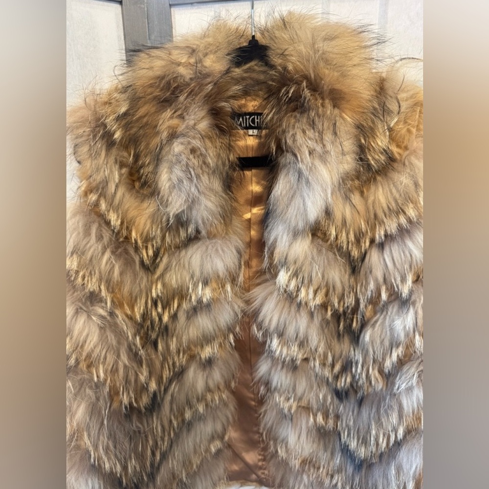 Mitchie’s furs vest